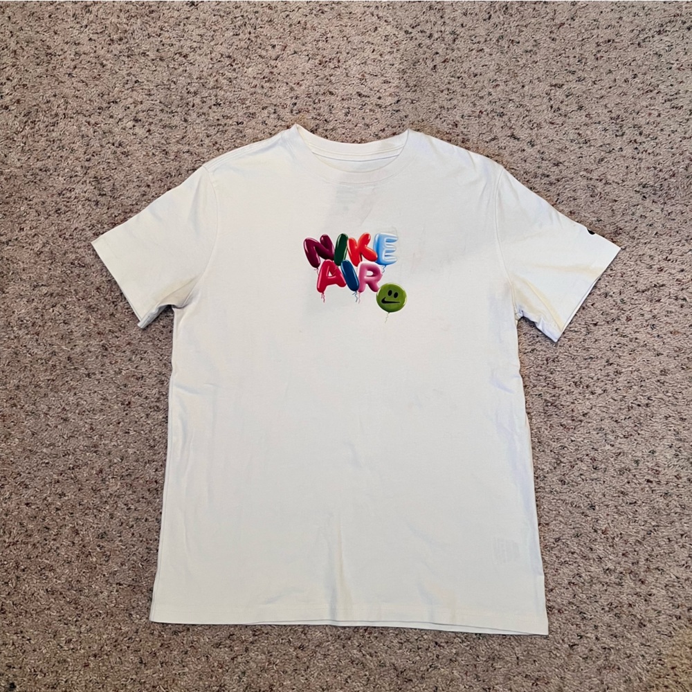 Nike T-Shirt with Balloons Graphic